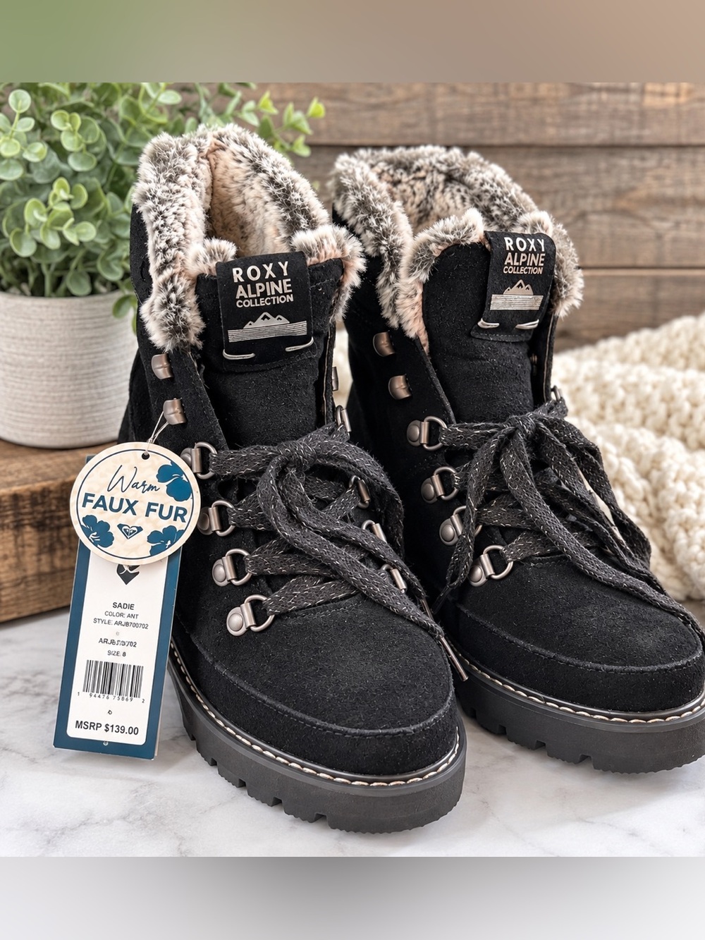 Roxy Sadie Alpine Winter Boots Women’s 8 NWT Faux Fur Black